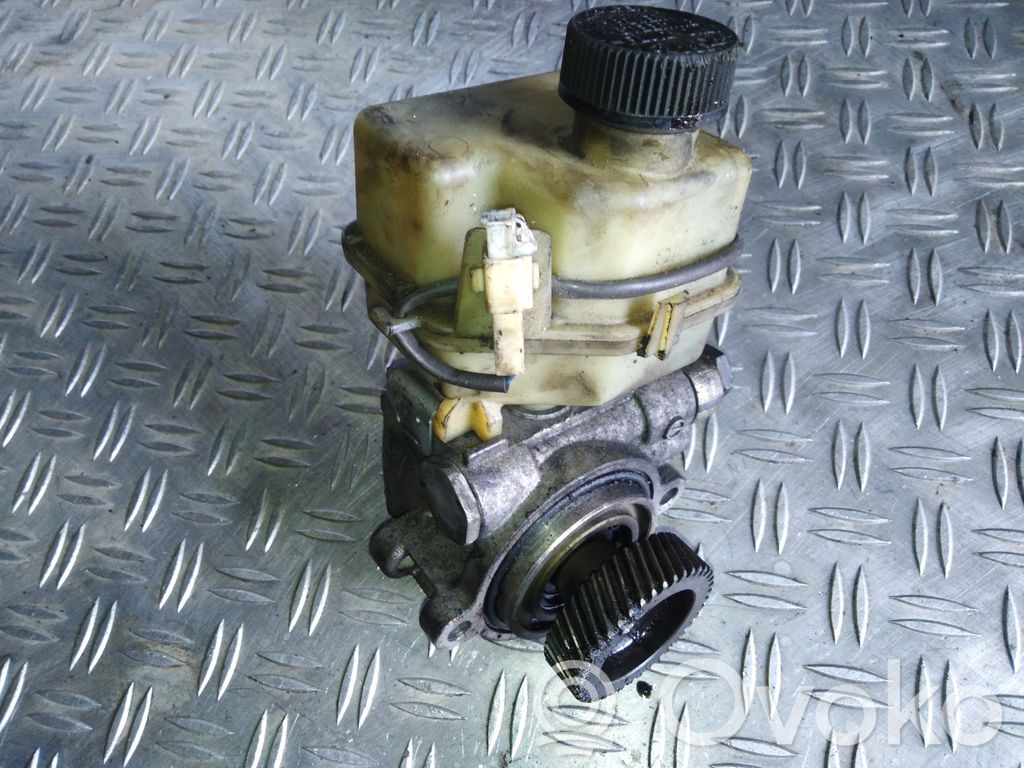Mazda 6 Power steering pump 