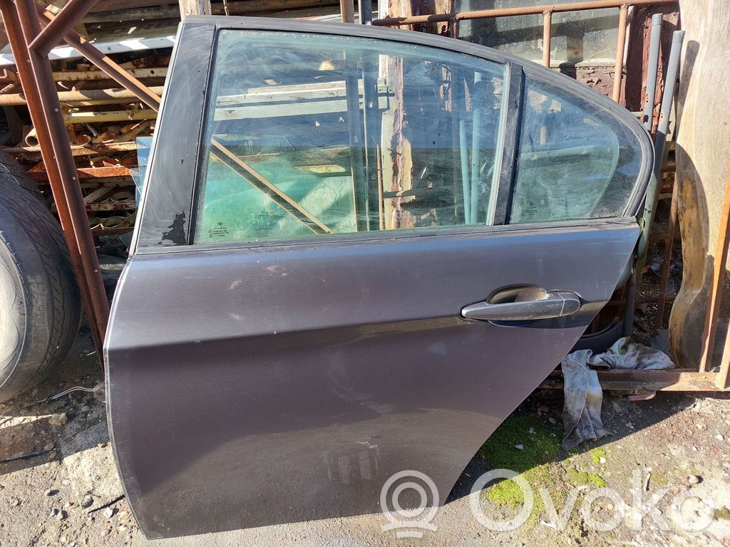 Rear door