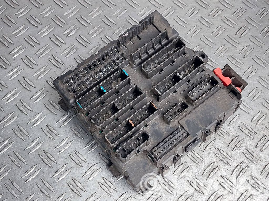 Saab 9-3 Ver2 Fuse module 