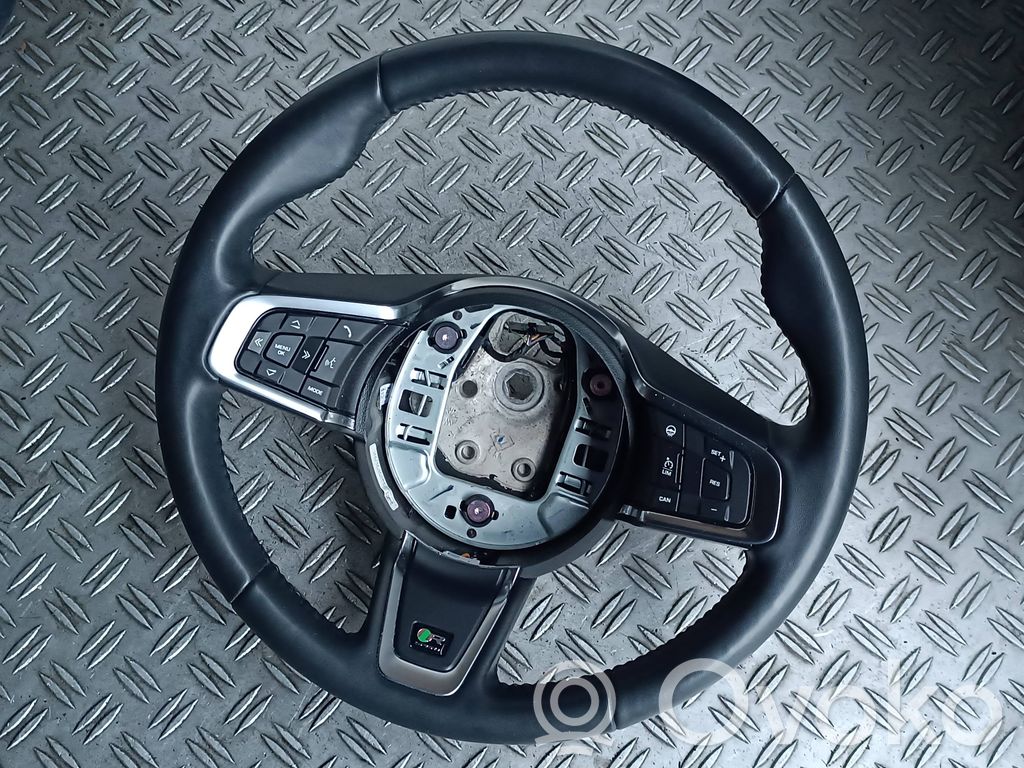 Jaguar F-Pace Vairas 
