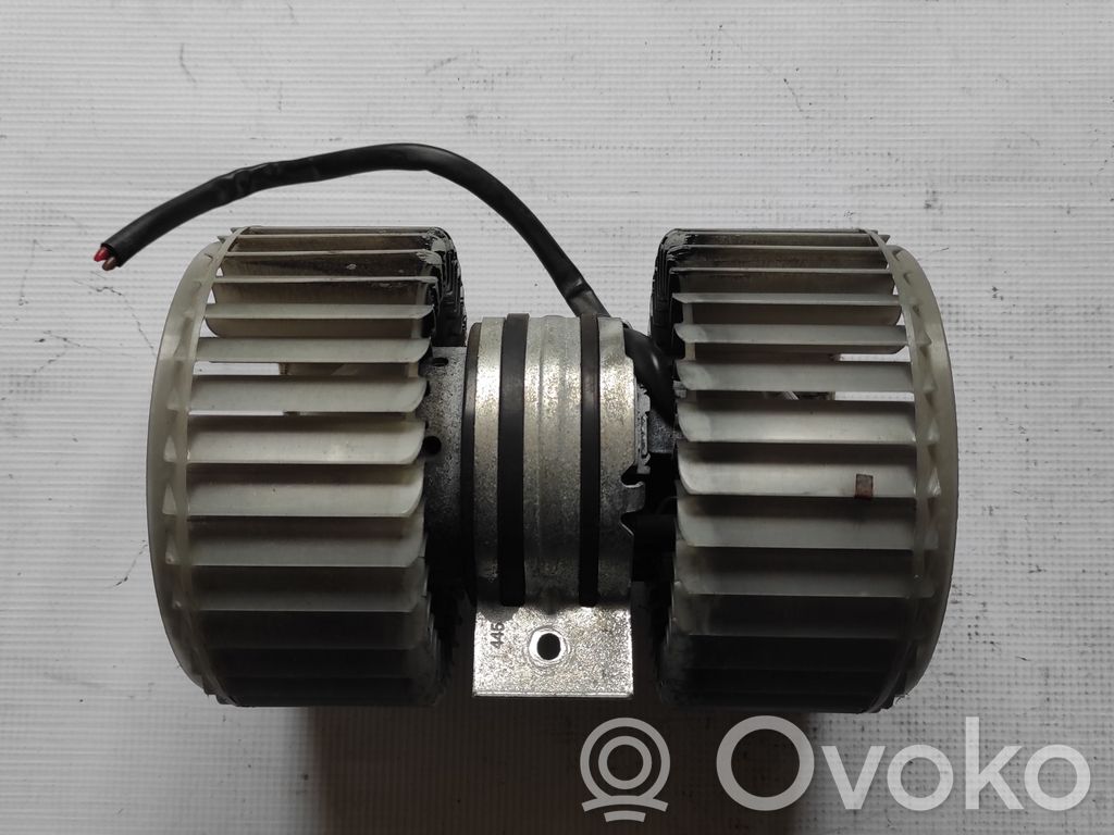 Audi A8 S8 D3 4E Mazā radiatora ventilators 