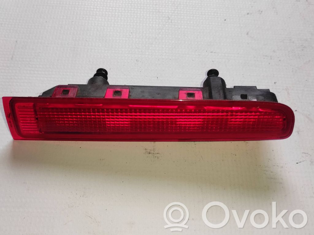 Volkswagen Transporter - Caravelle T5 Trzecie światło stop 