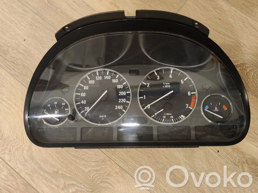 BMW 5 E39 Speedometer (instrument cluster) 