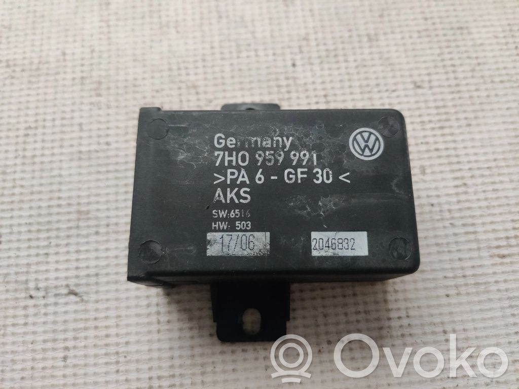 Volkswagen Transporter - Caravelle T5 Door control unit/module 