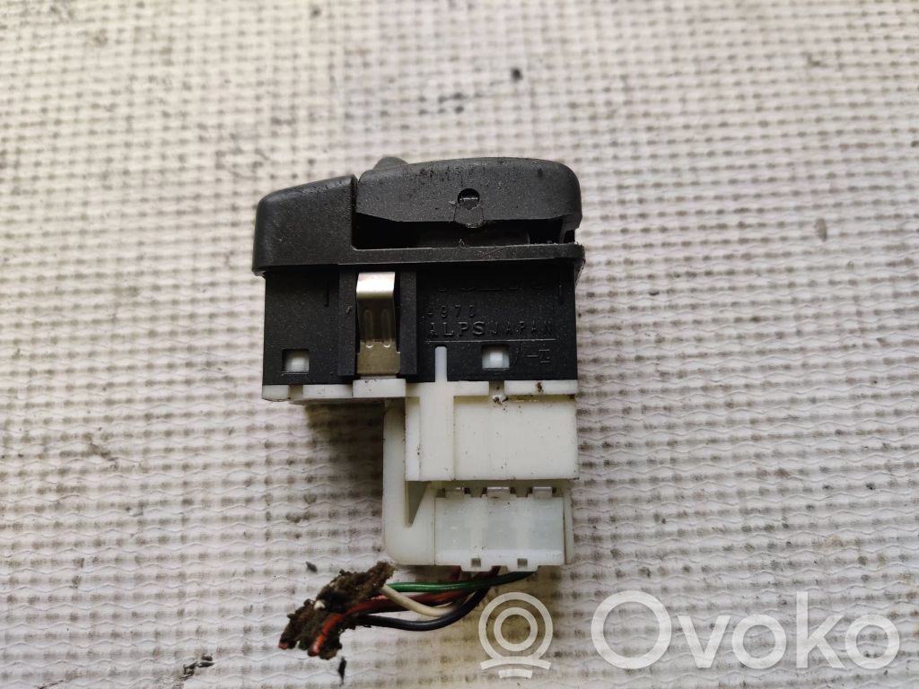 Volvo S70  V70  V70 XC Sunroof switch 