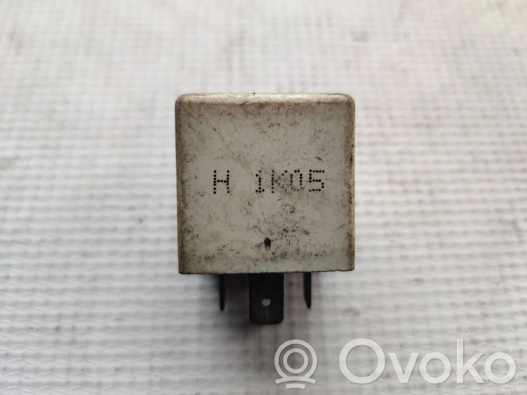 Otros relés   93AG13150AA,72LF002,G1UHS