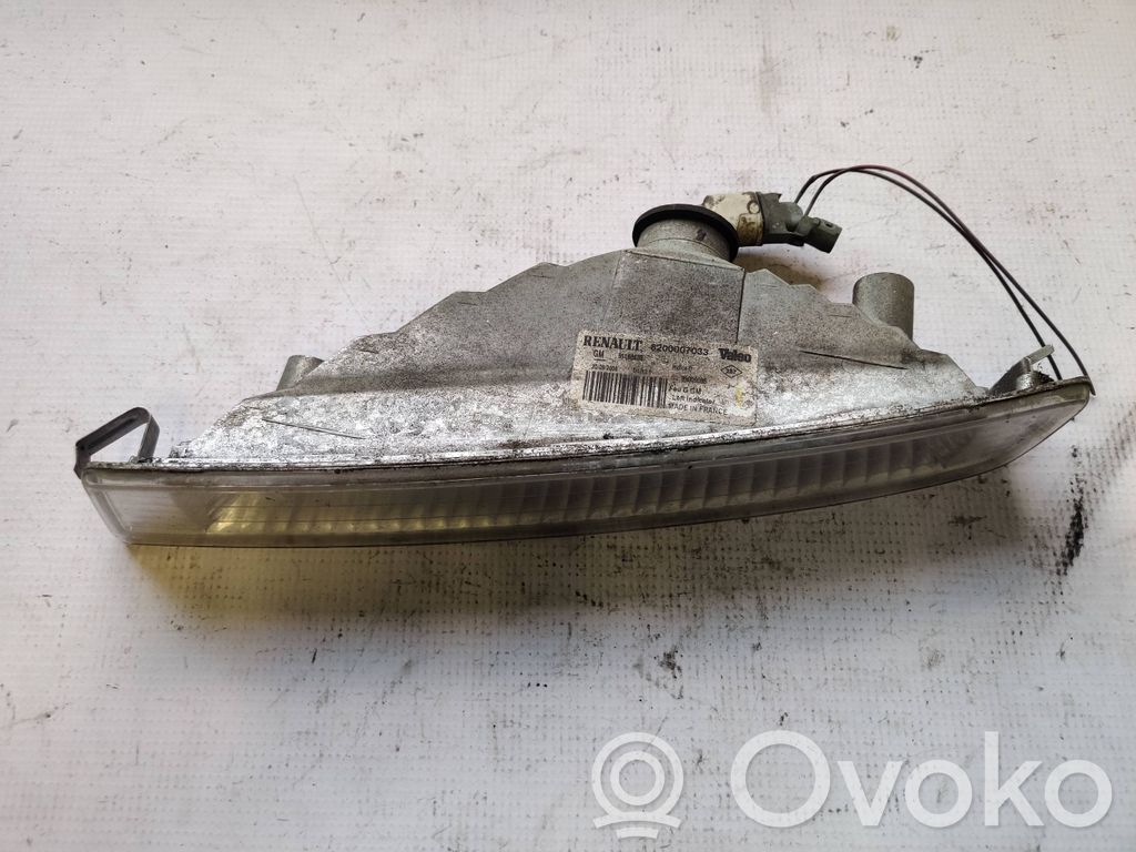 Renault Trafic II (X83) Front indicator light 