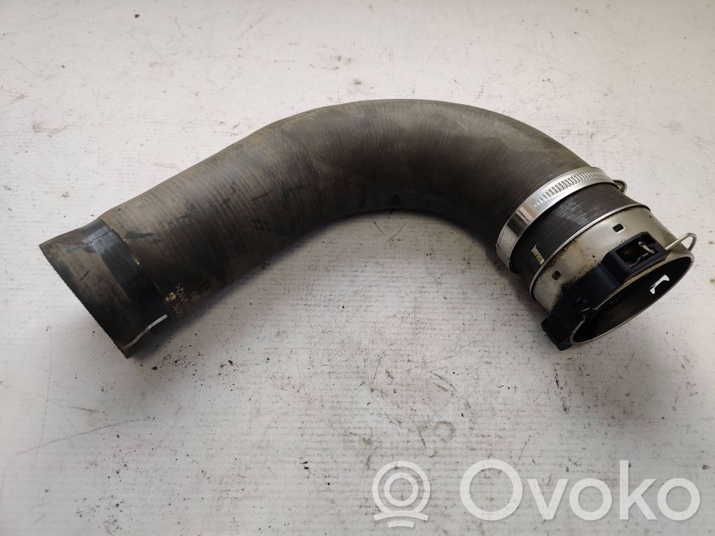 Renault Master III Intercooler hose/pipe 