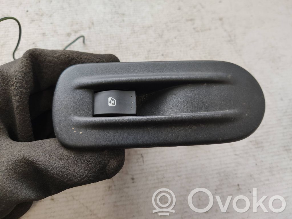 Renault Master II Electric window control switch 