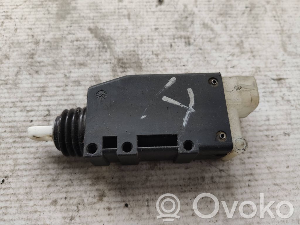 Ford Transit Sliding door lock 