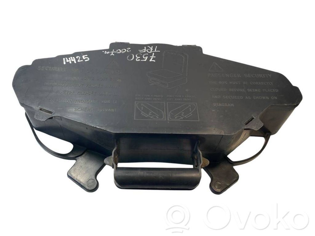 Renault Trafic II (X83) Tool set 