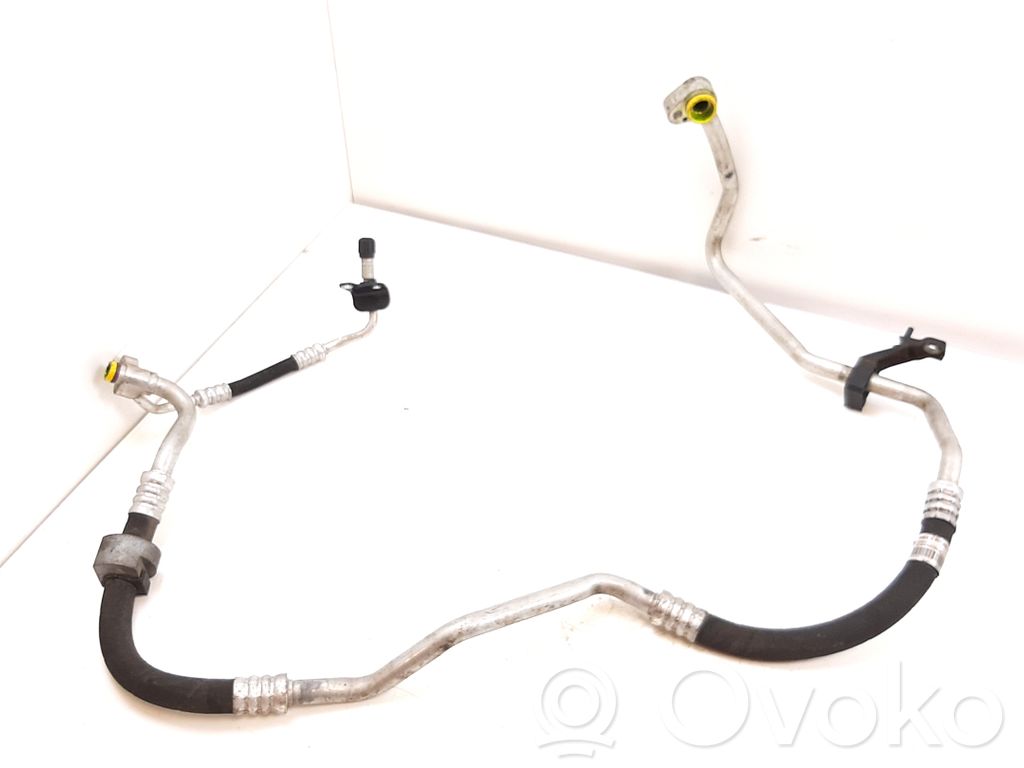 BMW 3 E90 E91 Air conditioning (A/C) pipe/hose 