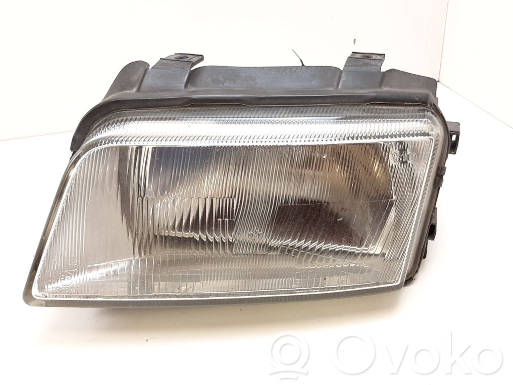 Audi A4 S4 B5 8D Headlight/headlamp 
