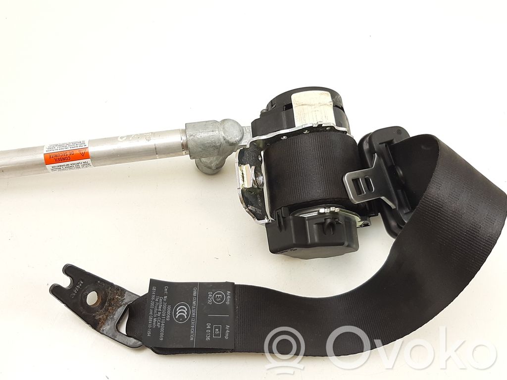 Volvo V70 Cinturón trasero 