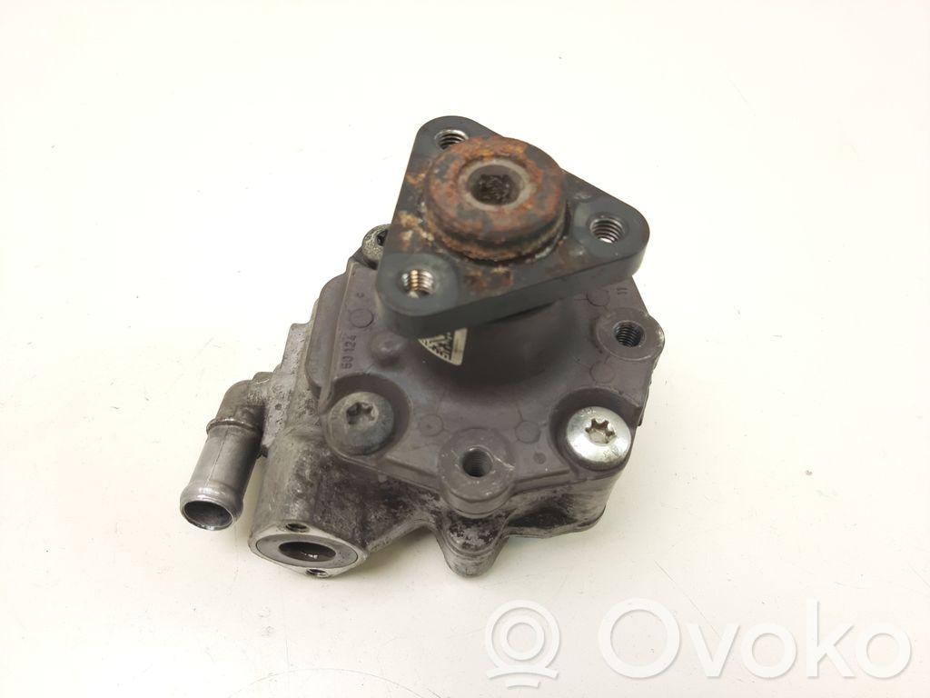 Audi A6 S6 C6 4F Ohjaustehostimen pumppu 