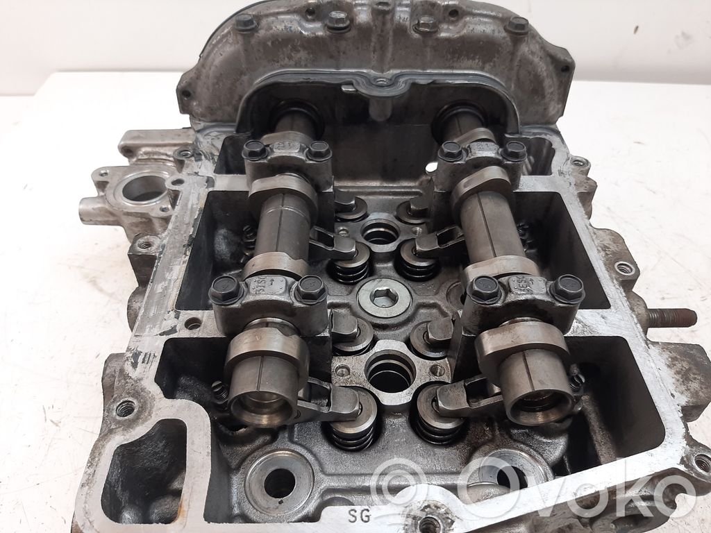Subaru Legacy Engine head 