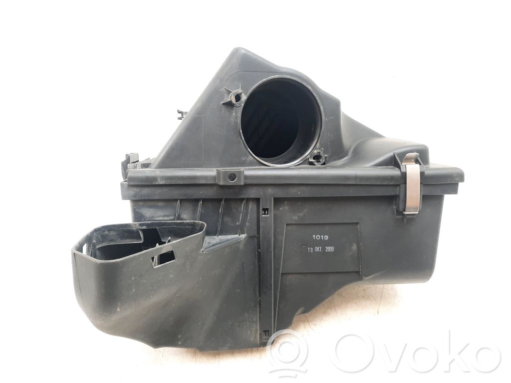 Air filter box   7797460,1371779746007