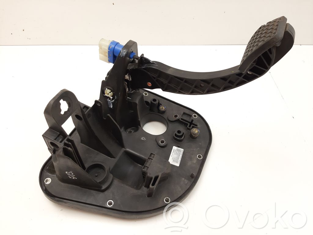 Iveco Daily 35 - 40.10 Pedal de freno 