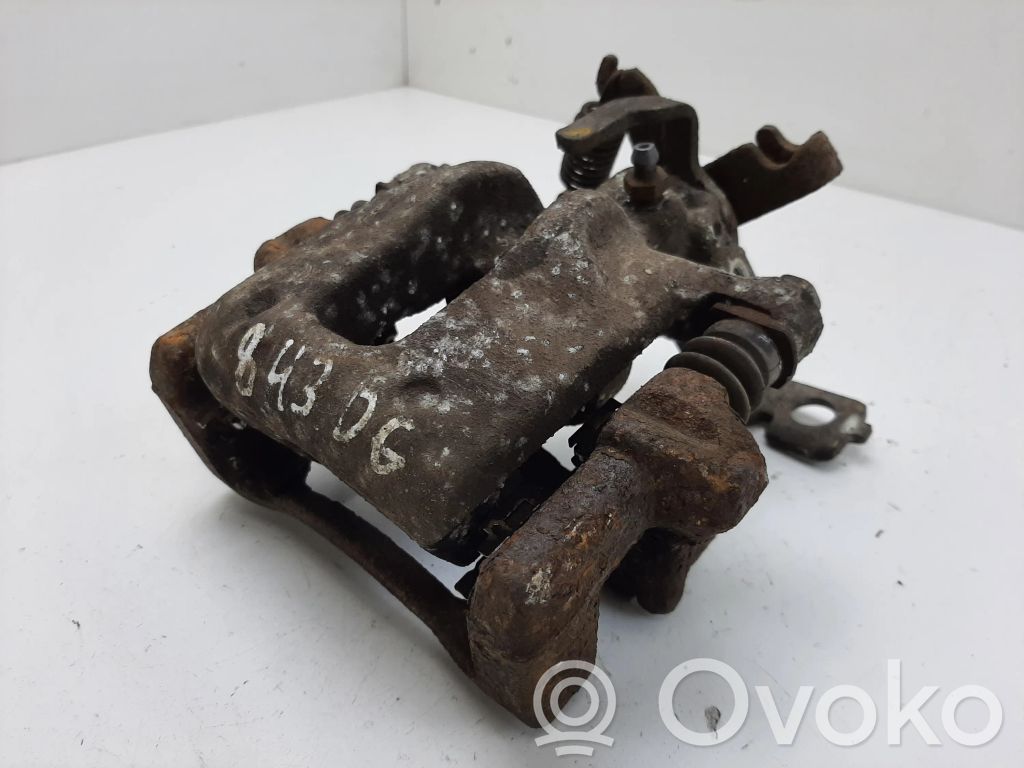 Toyota Auris E180 Rear brake caliper 