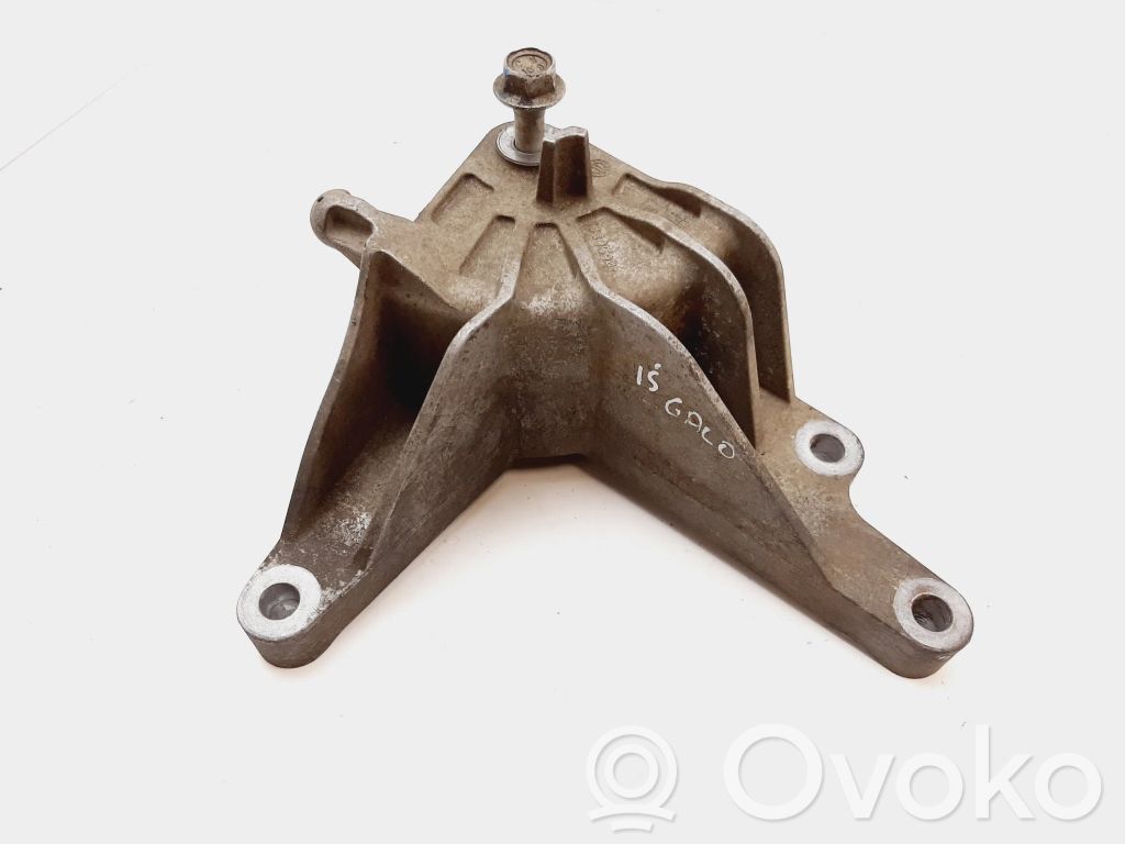 Chevrolet Orlando Gearbox mounting bracket 