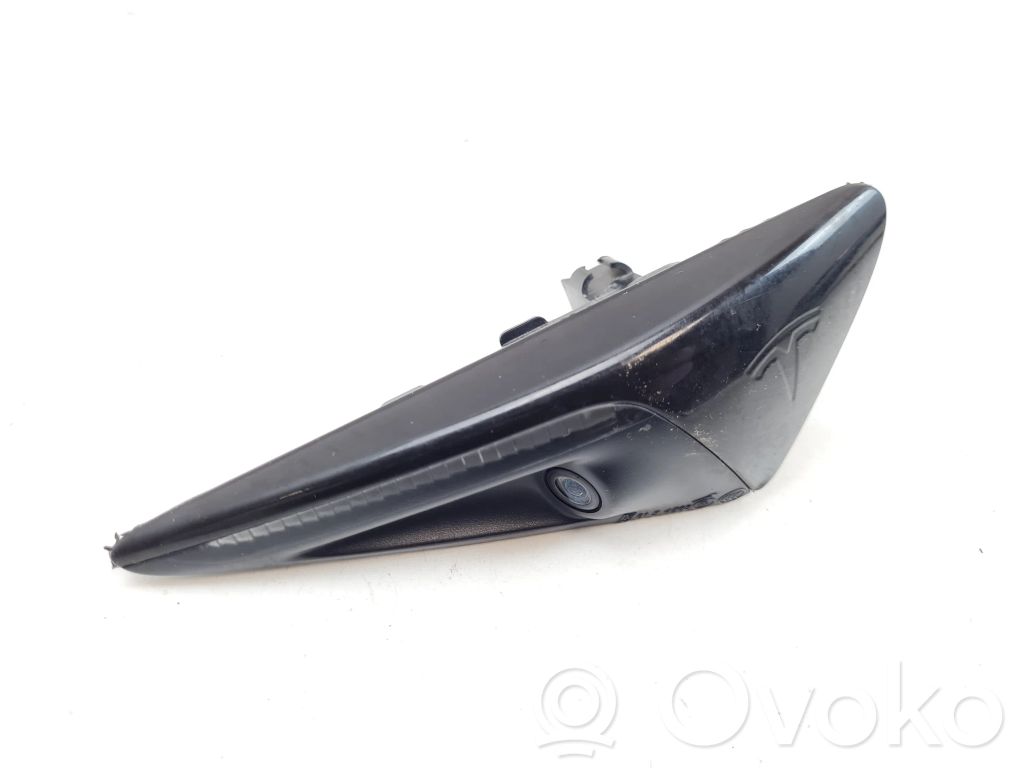 Tesla Model 3 Side fender camera 