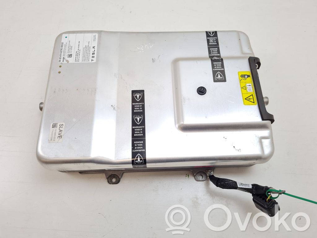 Tesla Model S Inversor/convertidor de voltaje 