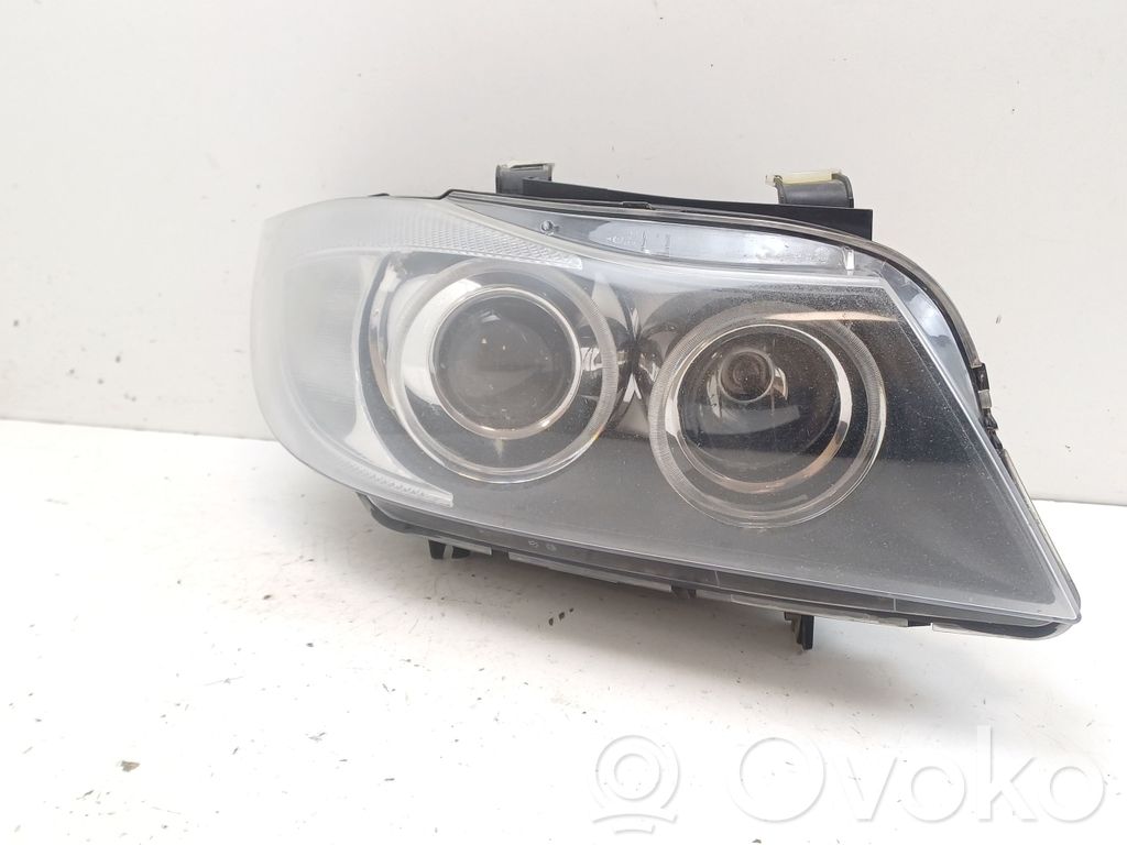 Headlight/headlamp   6942738,6948180
