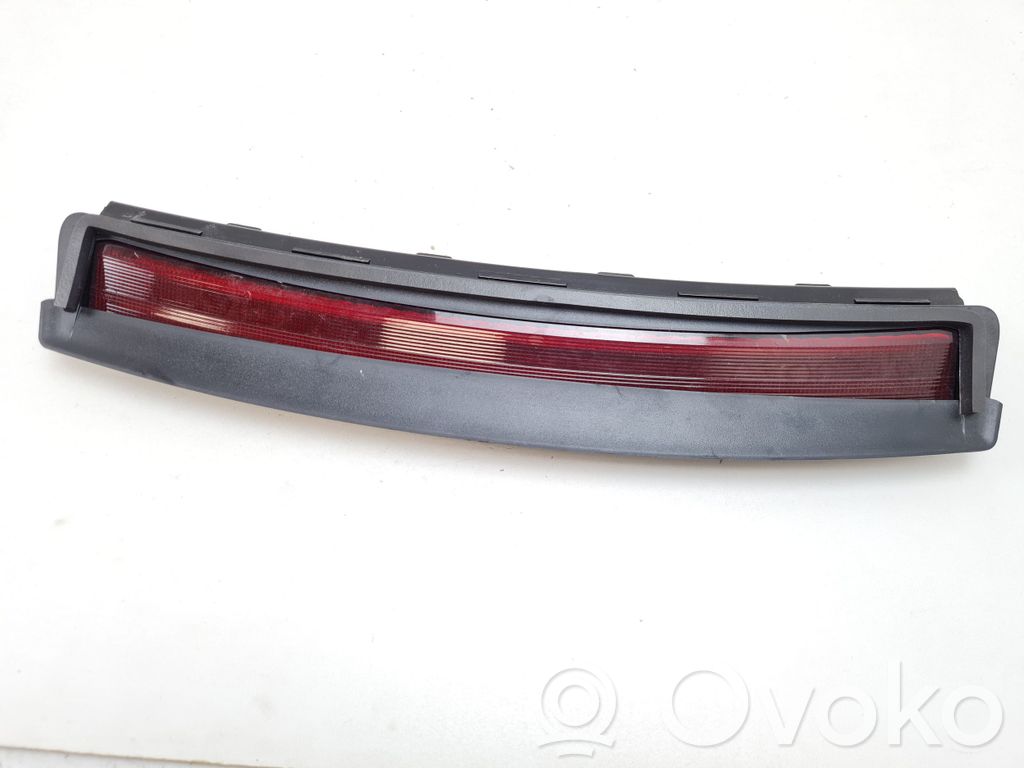 Tesla Model 3 Third/center stoplight 