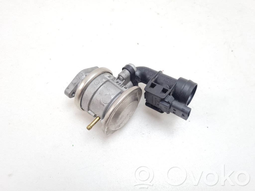 Audi R8 42 Zawór EGR 