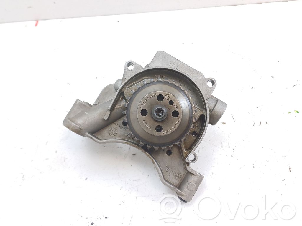 Volkswagen PASSAT B6 Pompa olejowa 