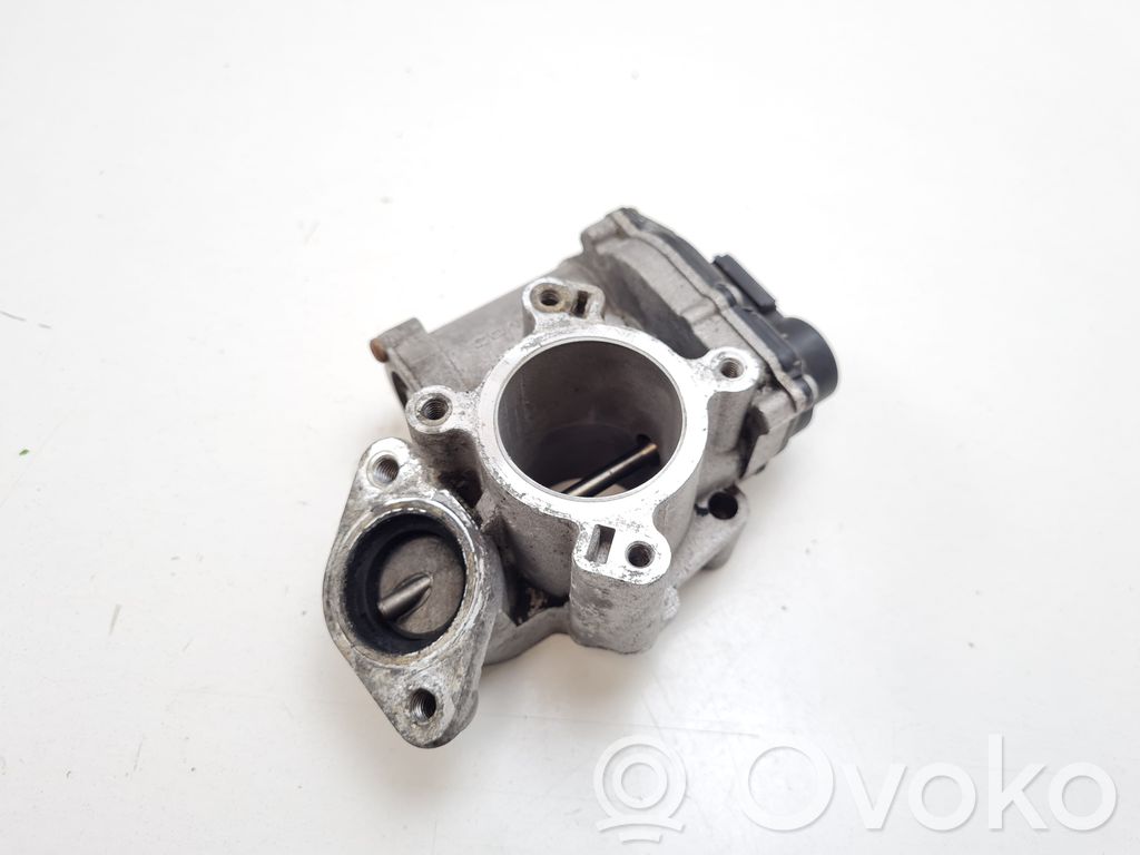 Opel Vivaro Zawór EGR 