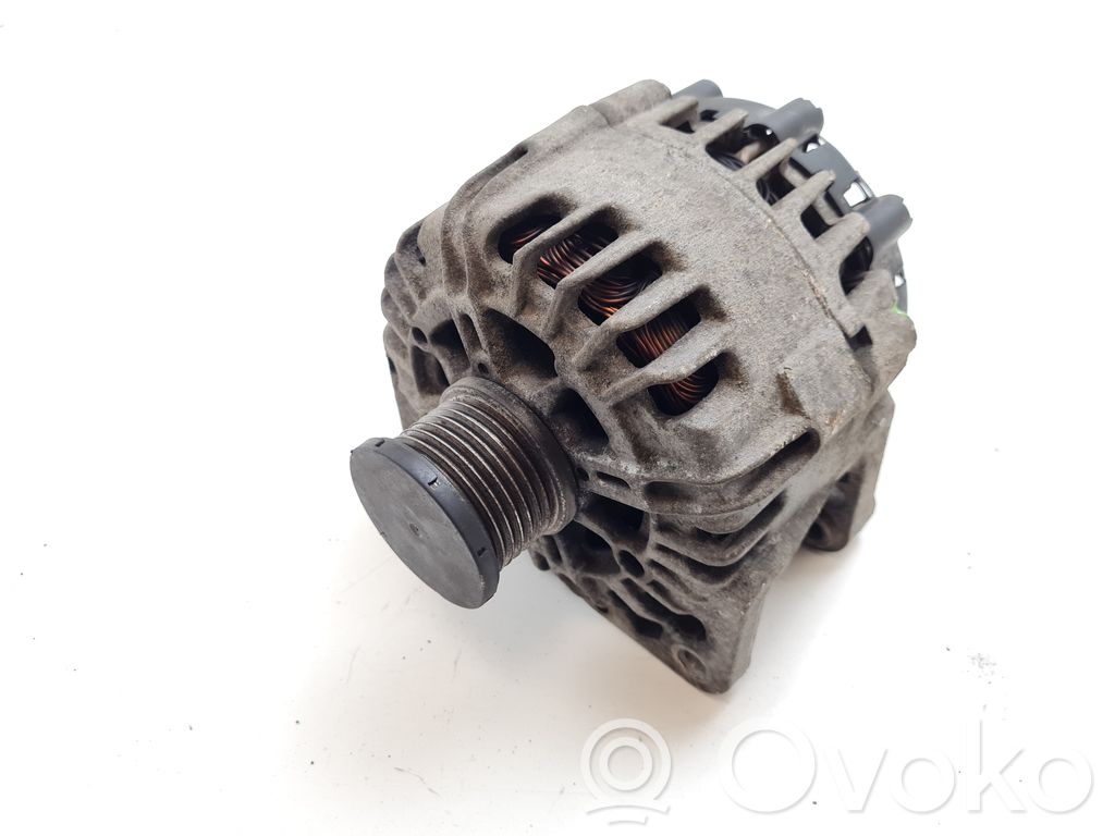 Opel Vivaro Alternator 