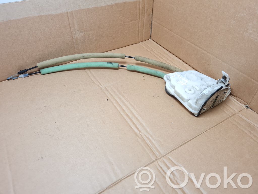 Mazda 3 II Front door lock 
