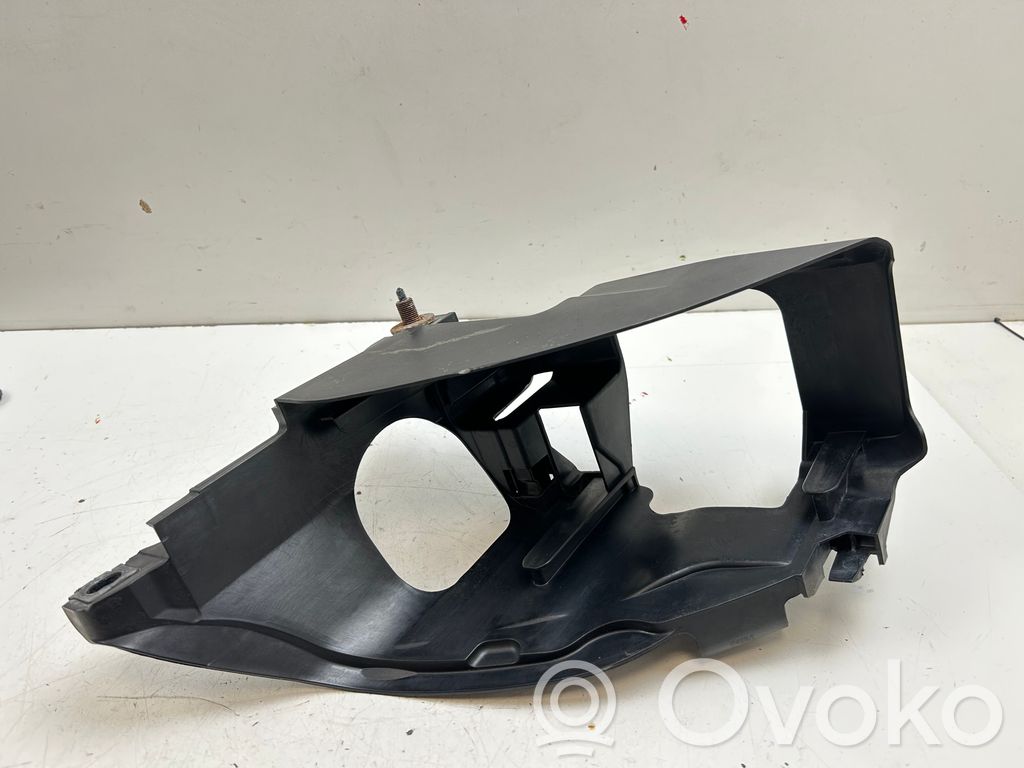Headlight/headlamp mounting bracket
