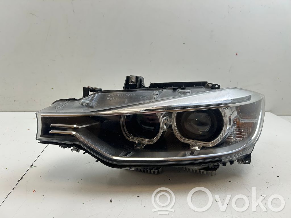 BMW 3 F30 F35 F31 Priekšējais lukturis 