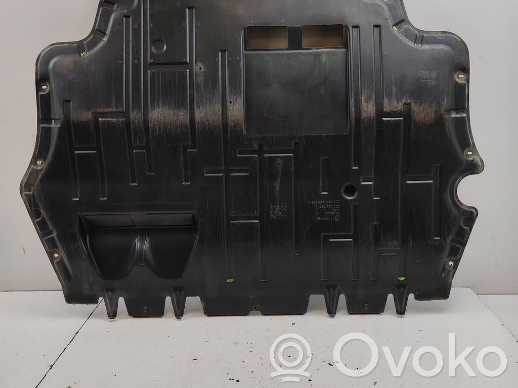 Volkswagen PASSAT B7 Protezione anti spruzzi/sottoscocca del motore 