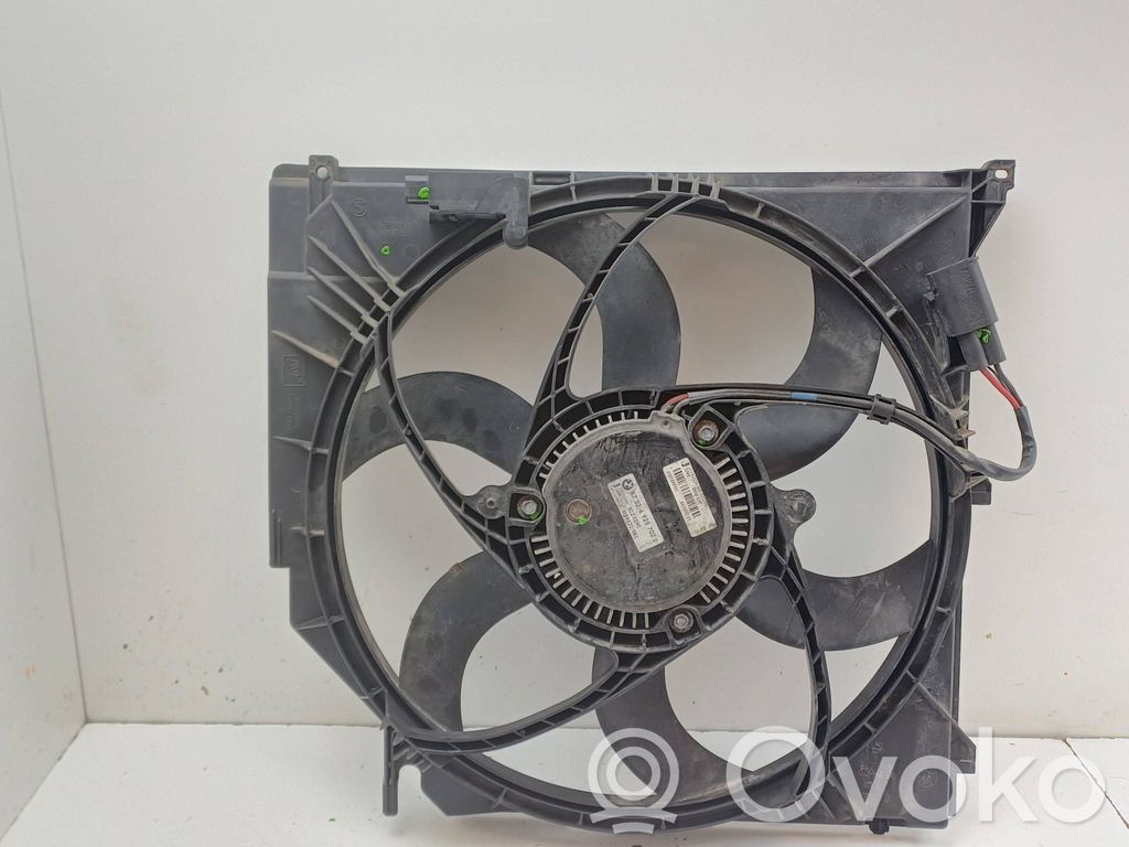BMW X3 E83 Elektrisks radiatoru ventilators 