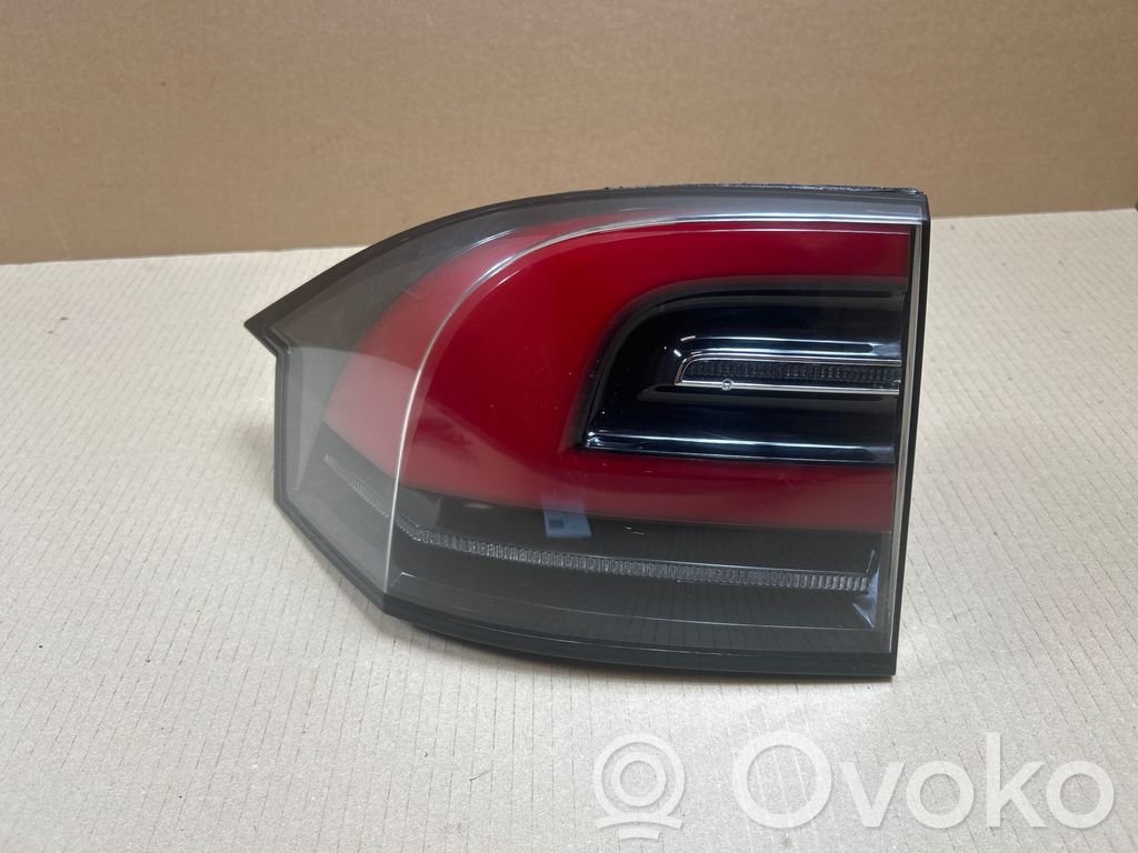 Tesla Model X Rear/tail lights 