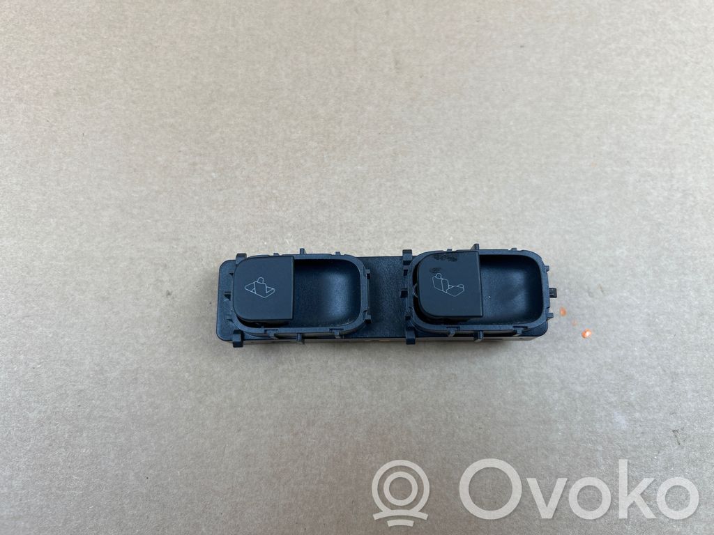 Tesla Model Y Other switches/knobs/shifts 