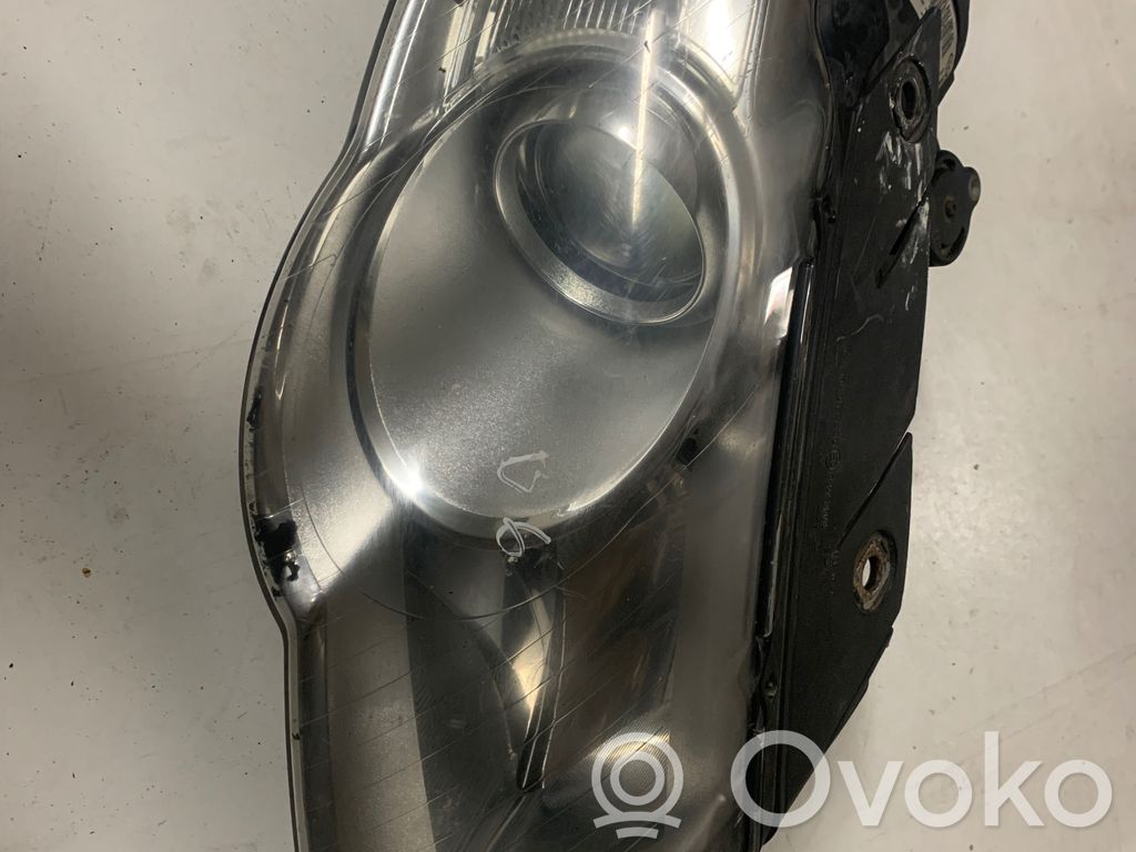 Volkswagen PASSAT B6 Lampa przednia 