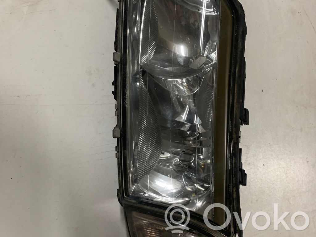 Volvo S80 Headlight/headlamp 