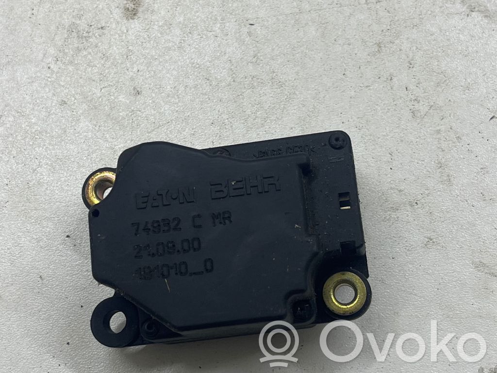 Volvo V70 Oro sklendės varikliukas 