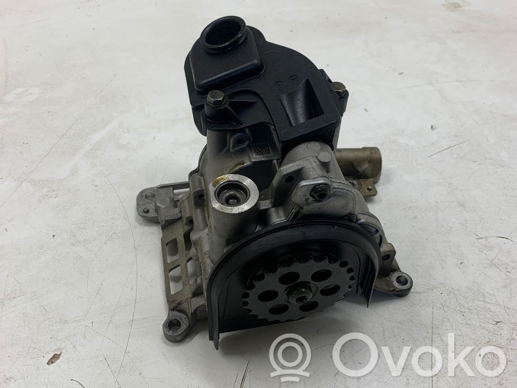 BMW 5 F10 F11 Öljypumppu 