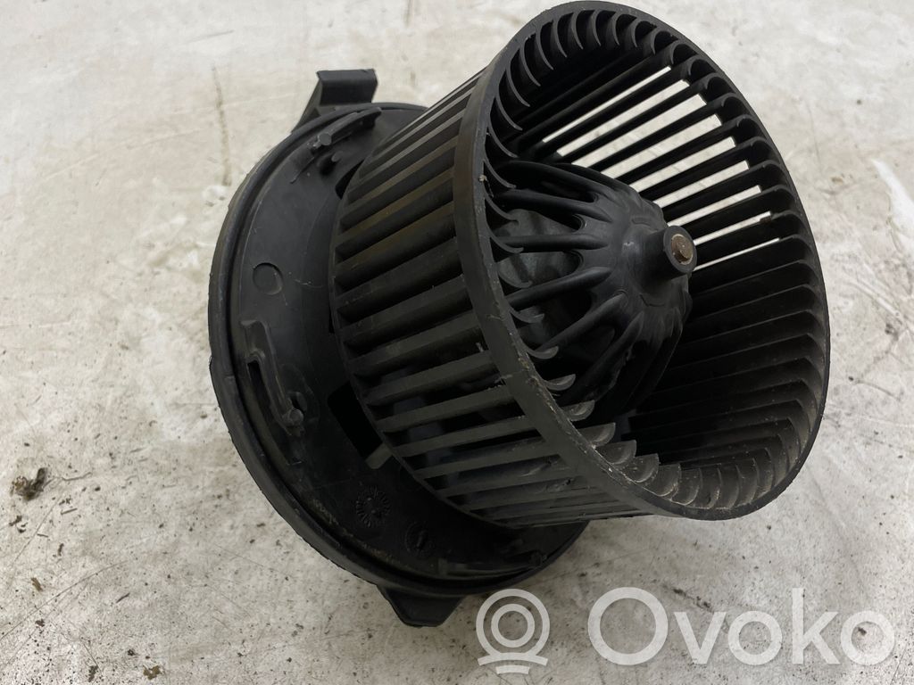 Mazā radiatora ventilators