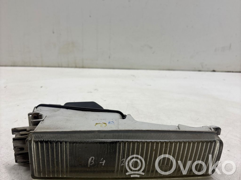Audi 80 90 S2 B4 Światło przeciwmgłowe przednie 