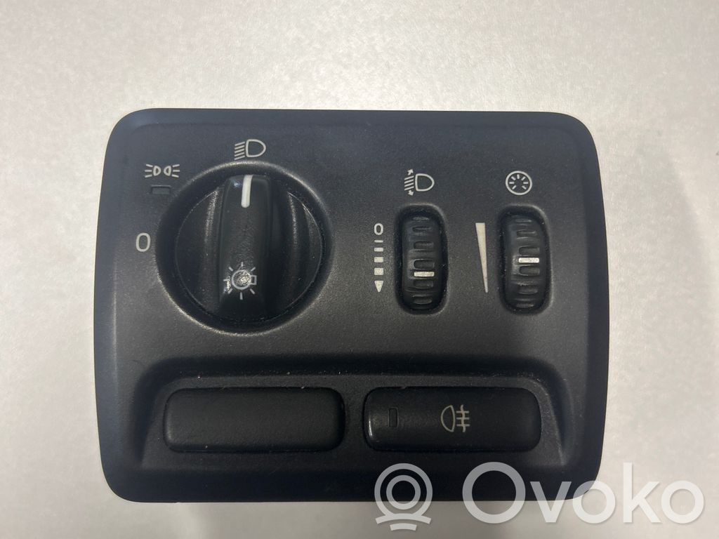 Volvo V70 Light switch 