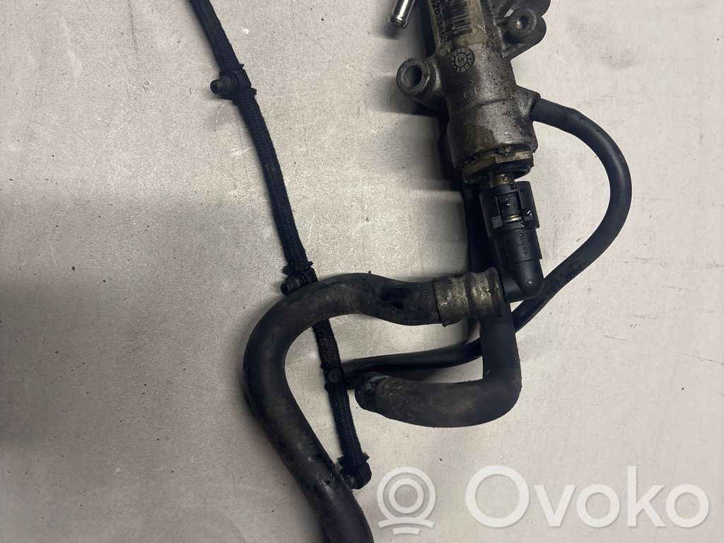 Opel Vectra C Rozdzielacz paliwa 