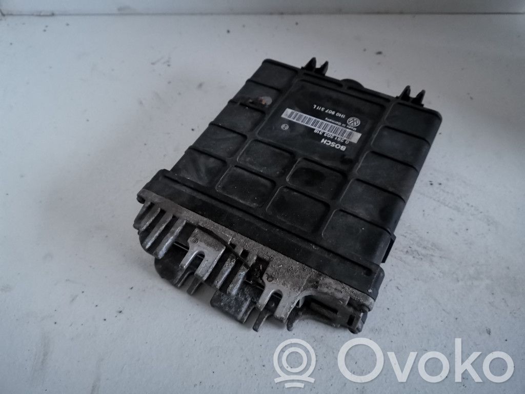 Volkswagen Golf III Engine control unit/module 