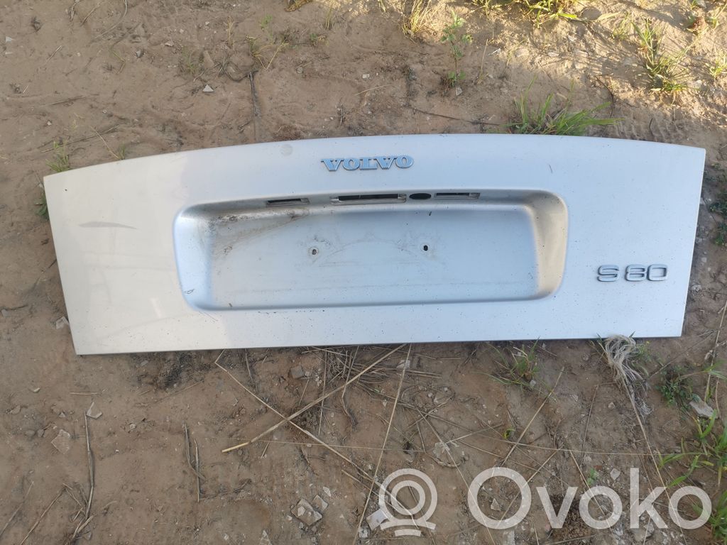 Volvo S80 Tailgate trim 