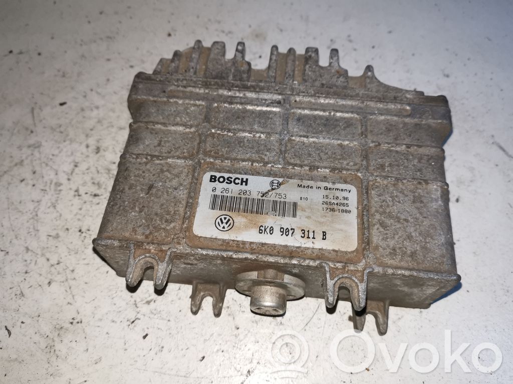 Volkswagen Polo III 6N 6N2 6NF Engine control unit/module 